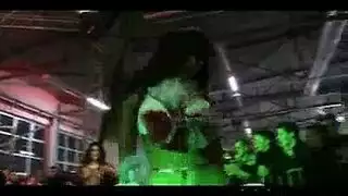 الترجمة: ناضجة مباشرة على كاميرا الويب