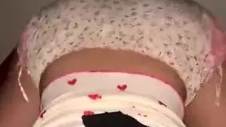 فتاة محجبة سيئة: مشهد منفرد صريح باستخدام سدادة شرجية