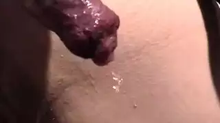 كلب ينيك فتاة من خرمها